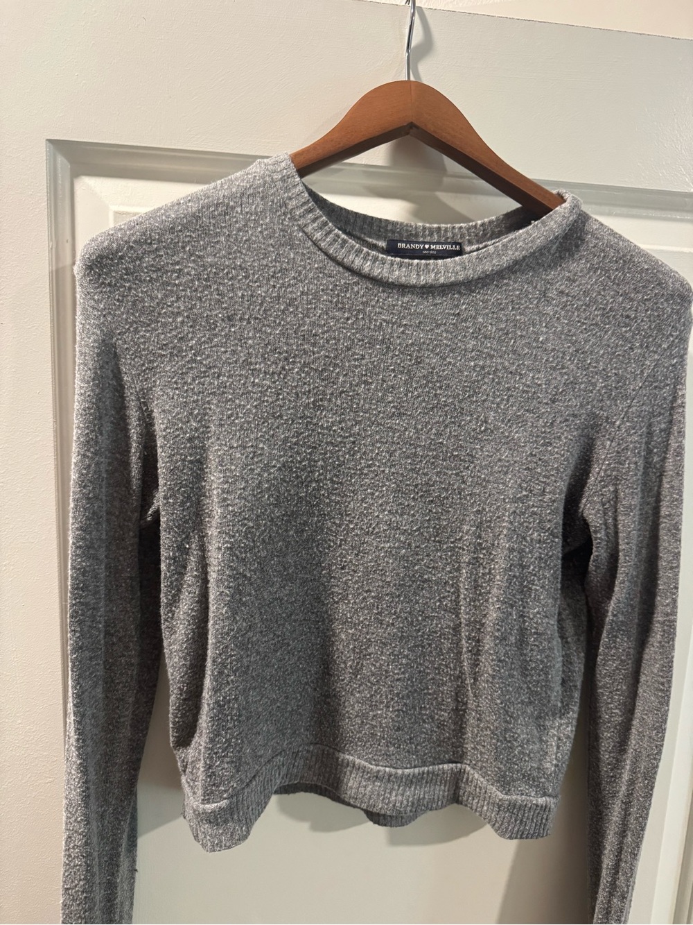 Brandy Melville Heather Gray Textured Crewneck Sweater